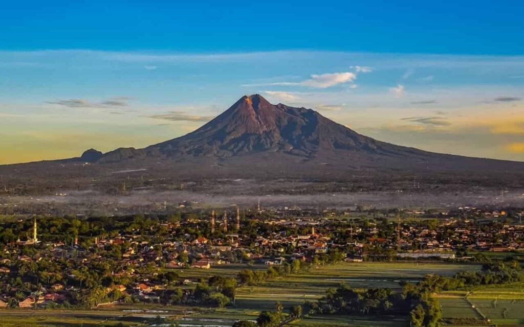 Pesona Gunung Merapi