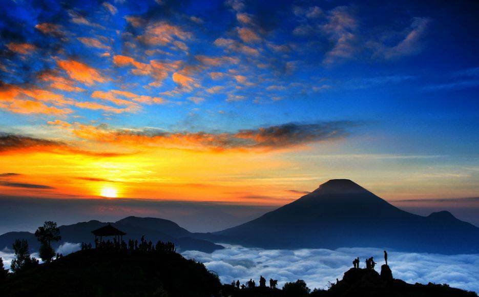 Bukit Sikunir-Raja Wisata